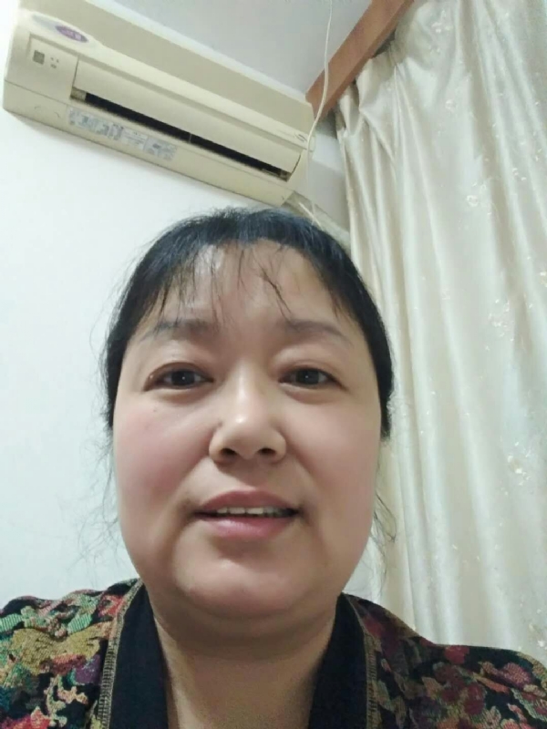 雨中漫步的第一张照片--邯郸相亲服务中心