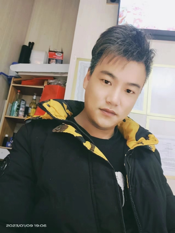 孤酒枕愁眼眠的第一张照片--邯郸相亲服务中心