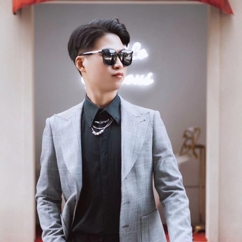 苟逸飞48的第二张照片--邯郸相亲服务中心