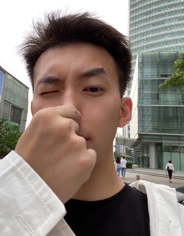 绝世大冤种的第四张照片--邯郸相亲服务中心