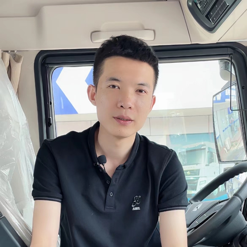 胡一凡的第二张照片--邯郸相亲服务中心