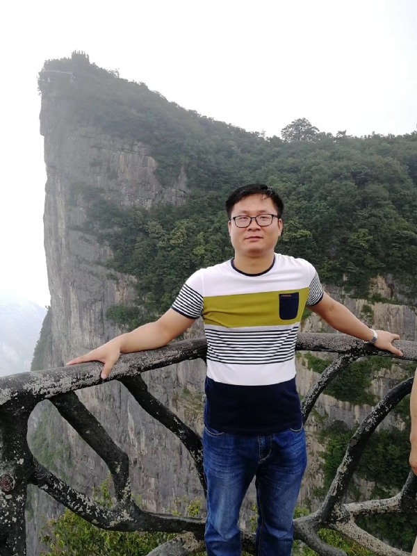 江汉的第一张照片--邯郸相亲服务中心