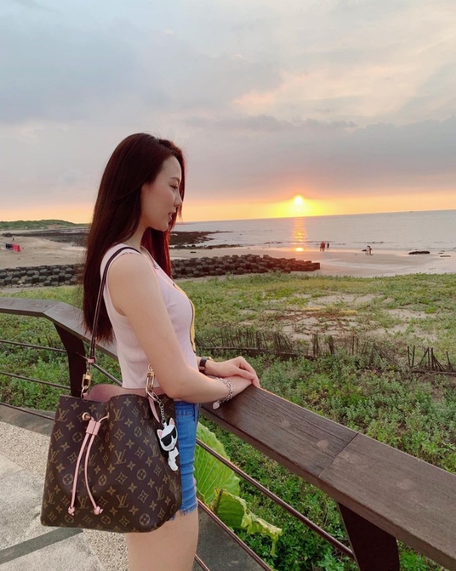 微微的第二张照片--邯郸相亲服务中心