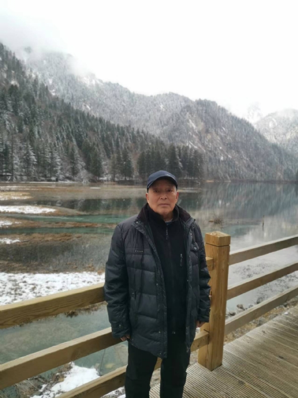 虎笑的第一张照片--邯郸相亲服务中心