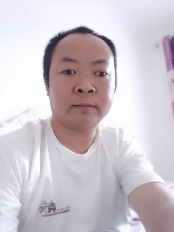 张家小伙子的第二张照片--邯郸相亲服务中心