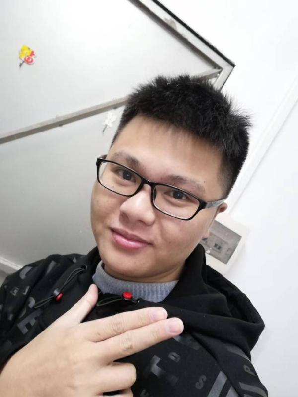 小小梦执的第一张照片--邯郸相亲服务中心