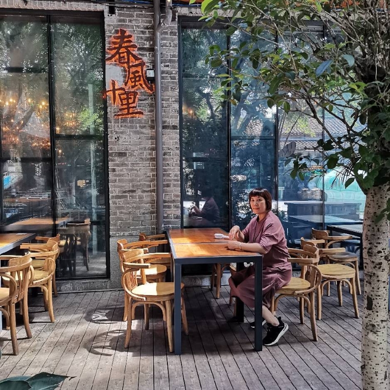 佩的第二张照片--邯郸相亲服务中心