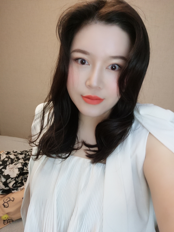 璐璐的第一张照片--邯郸相亲服务中心