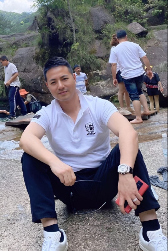 勿忘初心的第三张照片--邯郸相亲服务中心