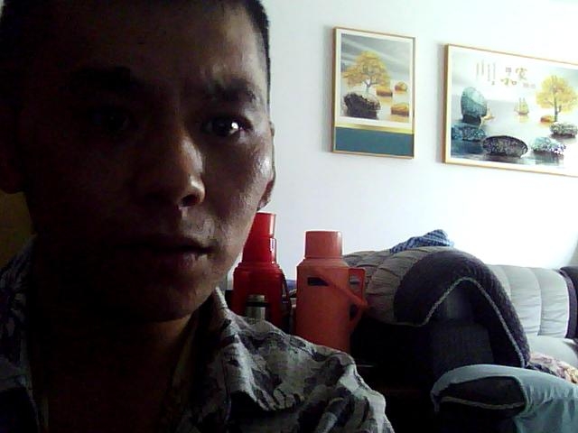 为爱而奋斗的第一张照片--邯郸相亲服务中心