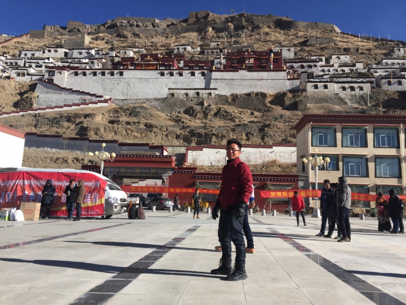 转身的第七张照片--邯郸相亲服务中心