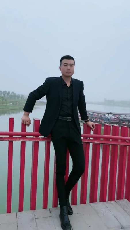 Albert的第二张照片--邯郸相亲服务中心