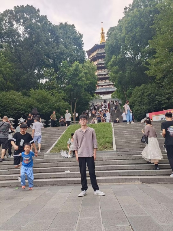 阳光男孩的第五张照片--邯郸相亲服务中心