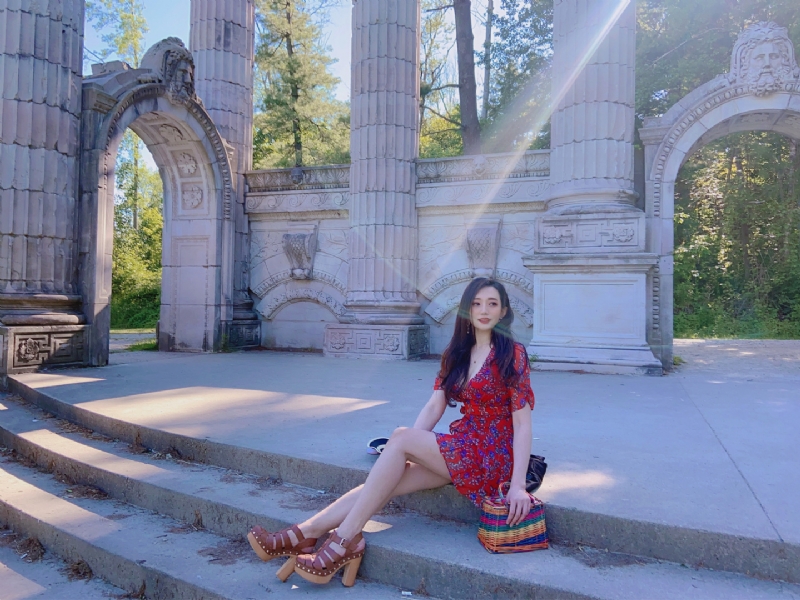 瑜瑜的第一张照片--邯郸相亲服务中心