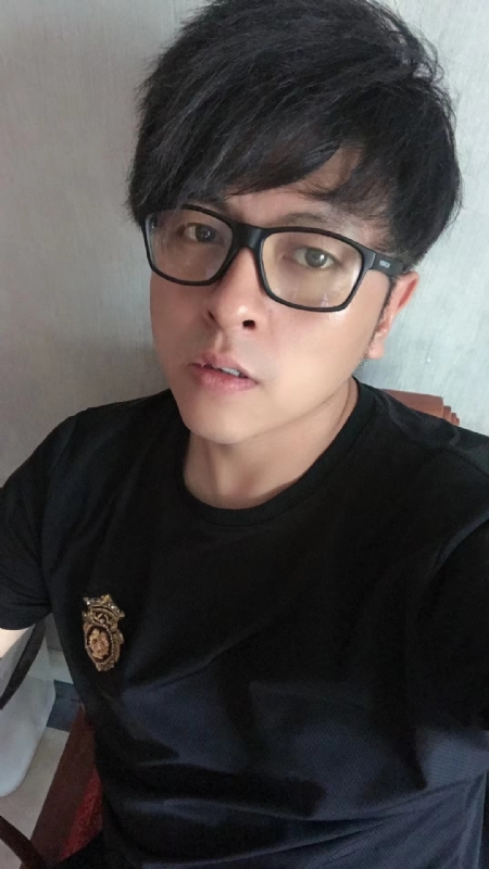 爱你永远不容易的第一张照片--邯郸相亲服务中心