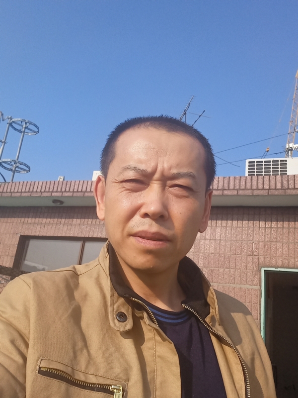 红尘逐浪的第一张照片--邯郸相亲服务中心