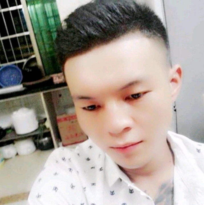 子龙的第一张照片--邯郸相亲服务中心