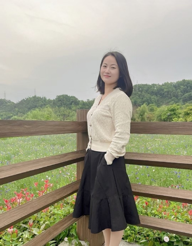 琴儿的第一张照片--邯郸相亲服务中心