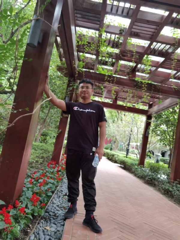 会飞的鱼的第三张照片--邯郸相亲服务中心