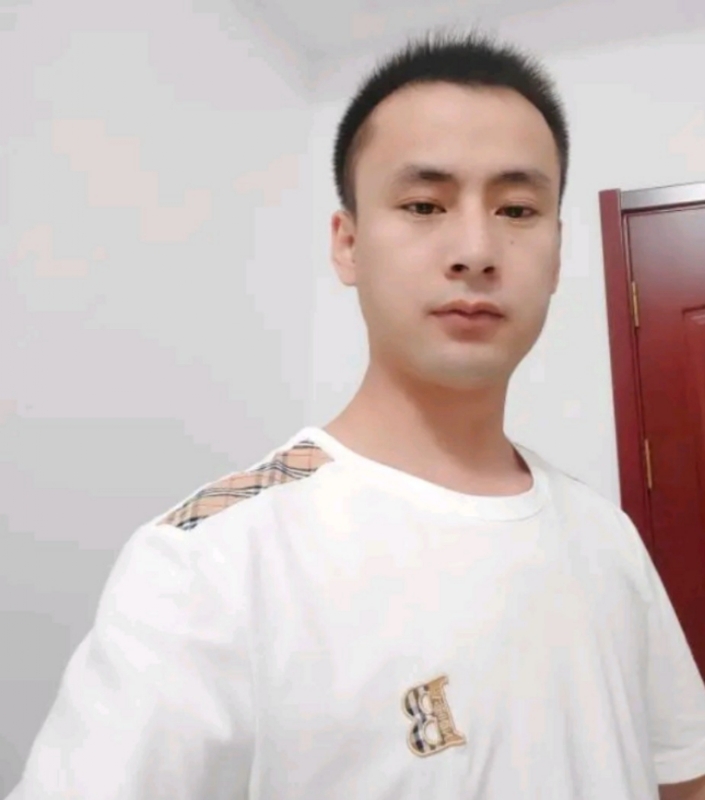 海阔天空的第一张照片--邯郸相亲服务中心