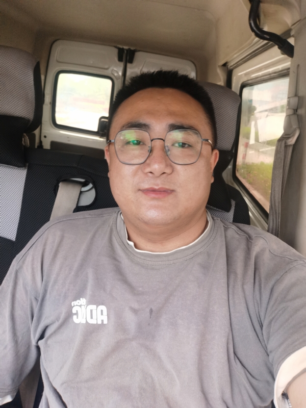 奇卡的第二张照片--邯郸相亲服务中心