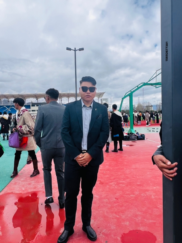 脸皮暴的第一张照片--邯郸相亲服务中心