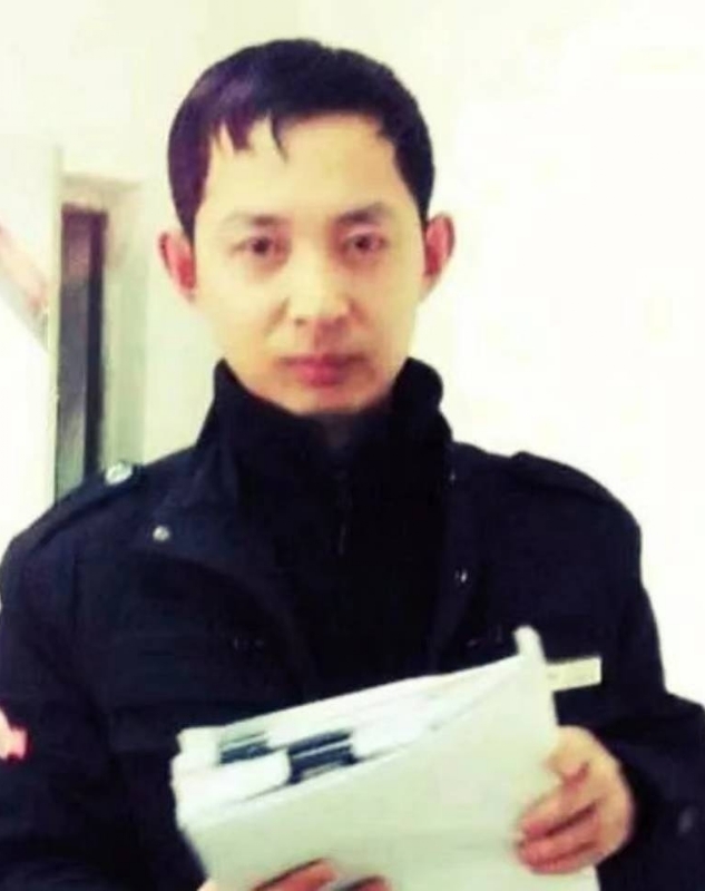 风雨中有你的第一张照片--邯郸相亲服务中心