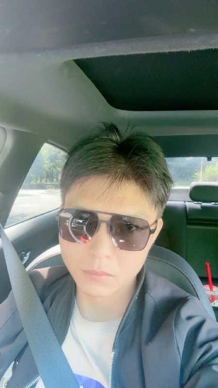 怀念的第一张照片--邯郸相亲服务中心