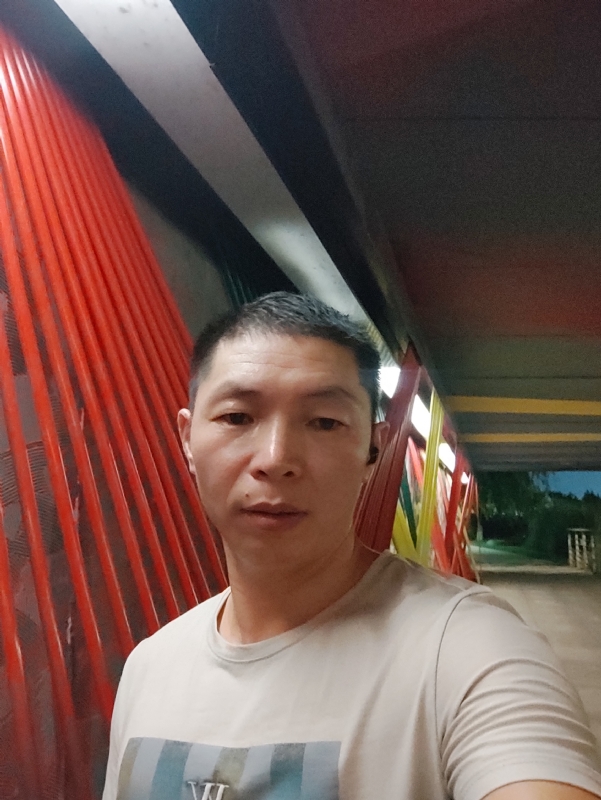 夜猫的第一张照片--邯郸相亲服务中心