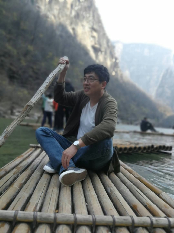 风被吹走了的第一张照片--邯郸相亲服务中心