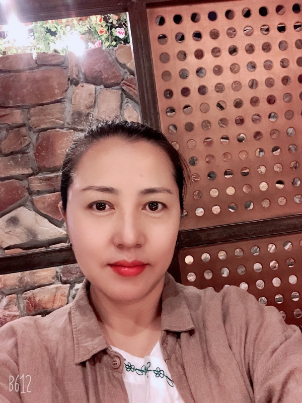 雲雲的第一张照片--邯郸相亲服务中心