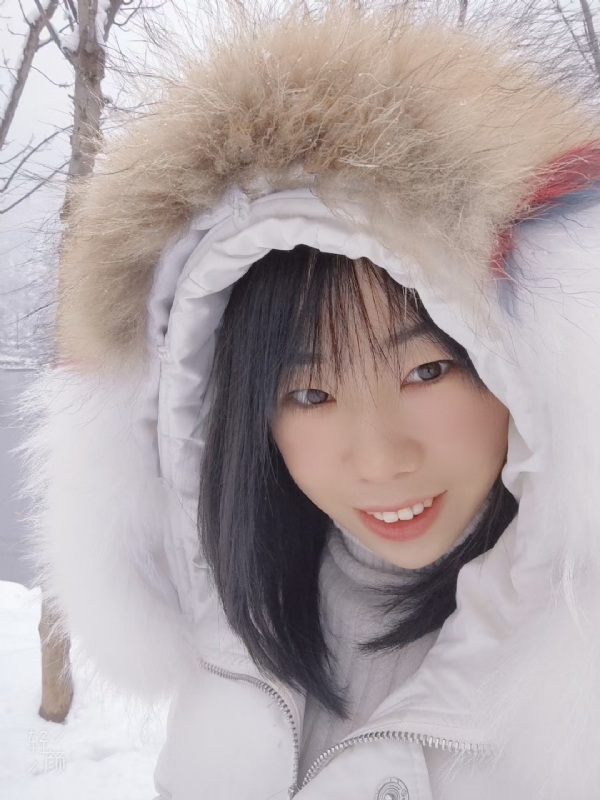 93年女会计的第一张照片--邯郸相亲服务中心