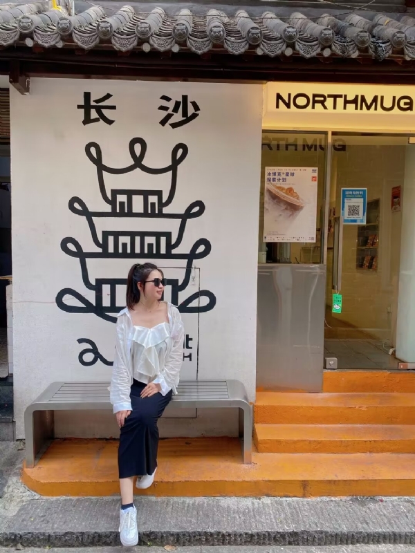 Lin的第二张照片--邯郸相亲服务中心