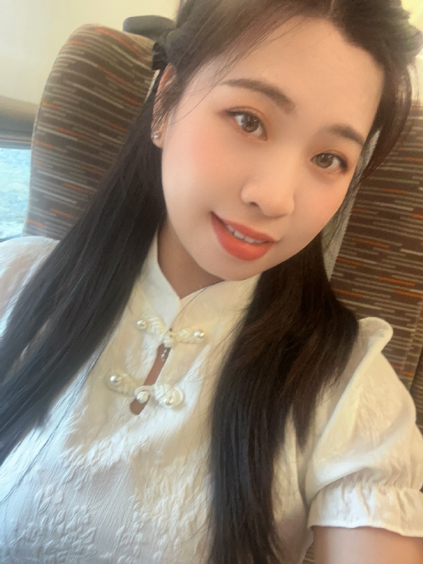 Lin的第三张照片--邯郸相亲服务中心