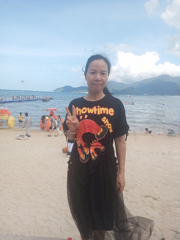 容容的第一张照片--邯郸相亲服务中心