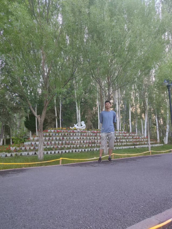 温默的第一张照片--邯郸相亲服务中心