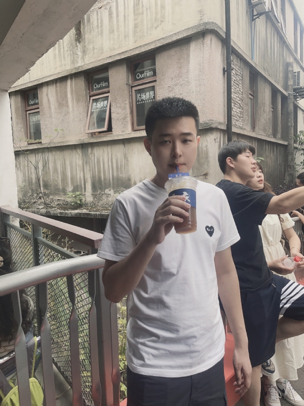 尚龙的第二张照片--邯郸相亲服务中心