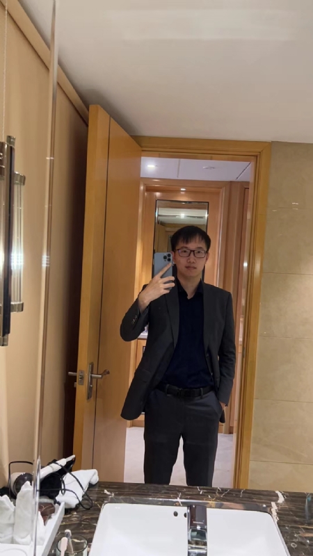 熊先生的第一张照片--邯郸相亲服务中心