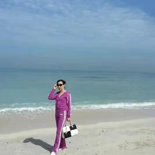 红红的第一张照片--邯郸相亲服务中心