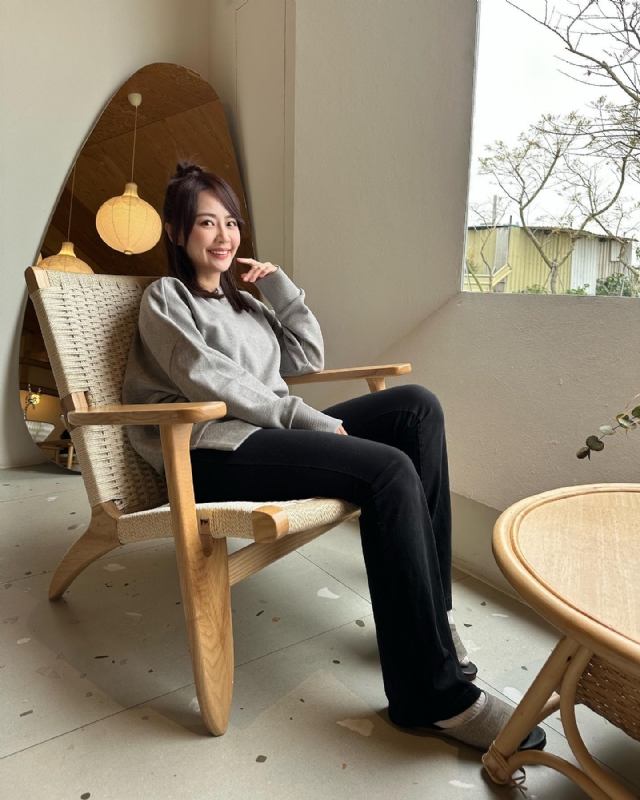 蓝色天空的第一张照片--邯郸相亲服务中心