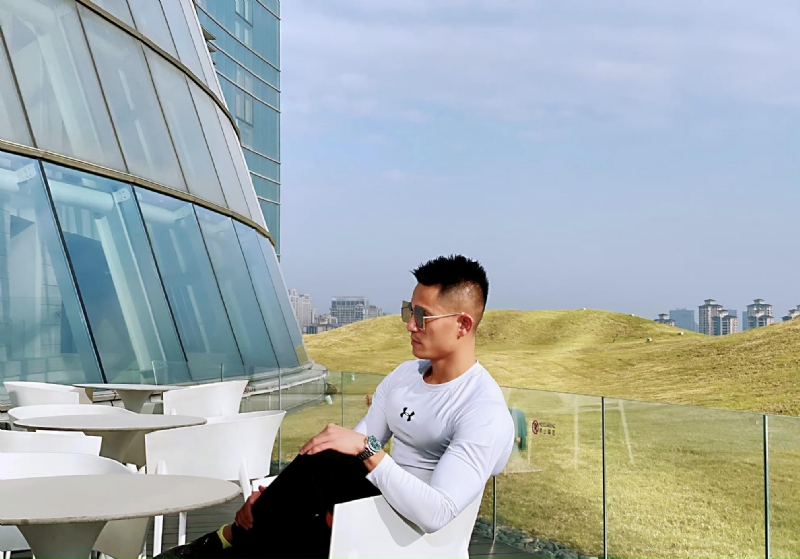 保家卫国的第二张照片--邯郸相亲服务中心