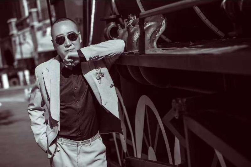 孤独燃烧的第一张照片--邯郸相亲服务中心