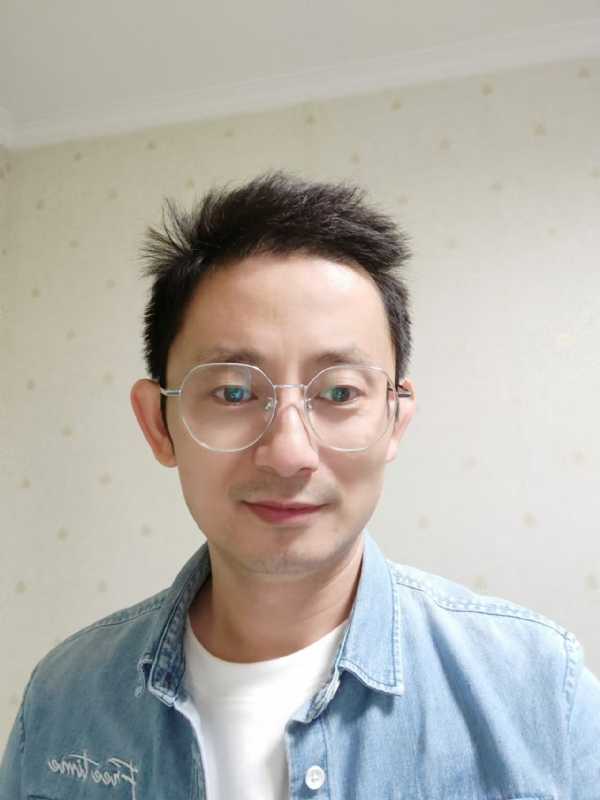 飘逸的第二张照片--邯郸相亲服务中心