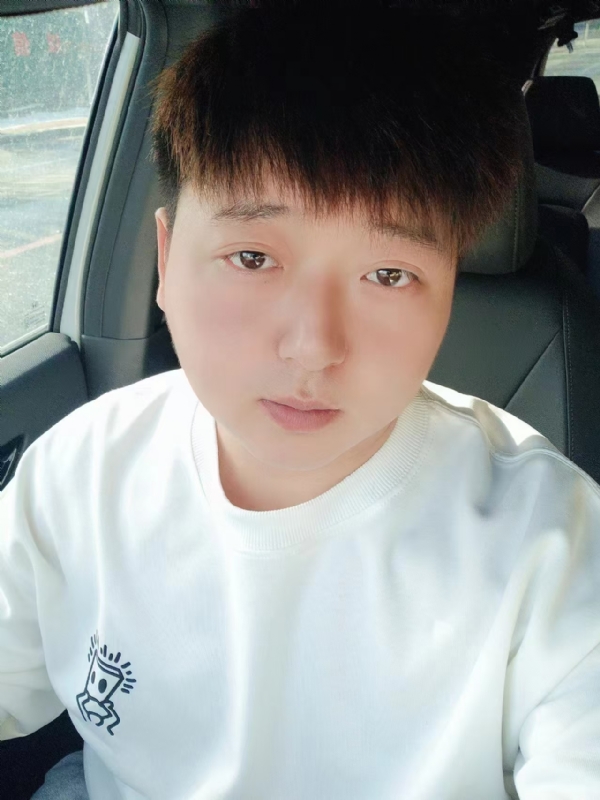 可乐加冰的第一张照片--邯郸相亲服务中心