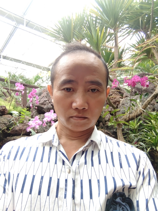 闲云盘鹤的第一张照片--邯郸相亲服务中心