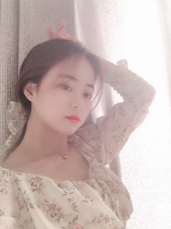 泡芙的第五张照片--邯郸相亲服务中心