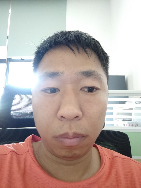 龚先生的第一张照片--邯郸相亲服务中心