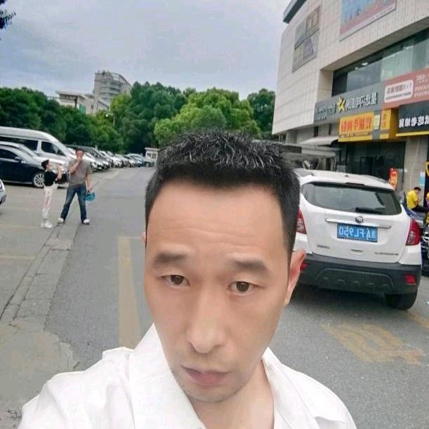 小林的第三张照片--邯郸相亲服务中心