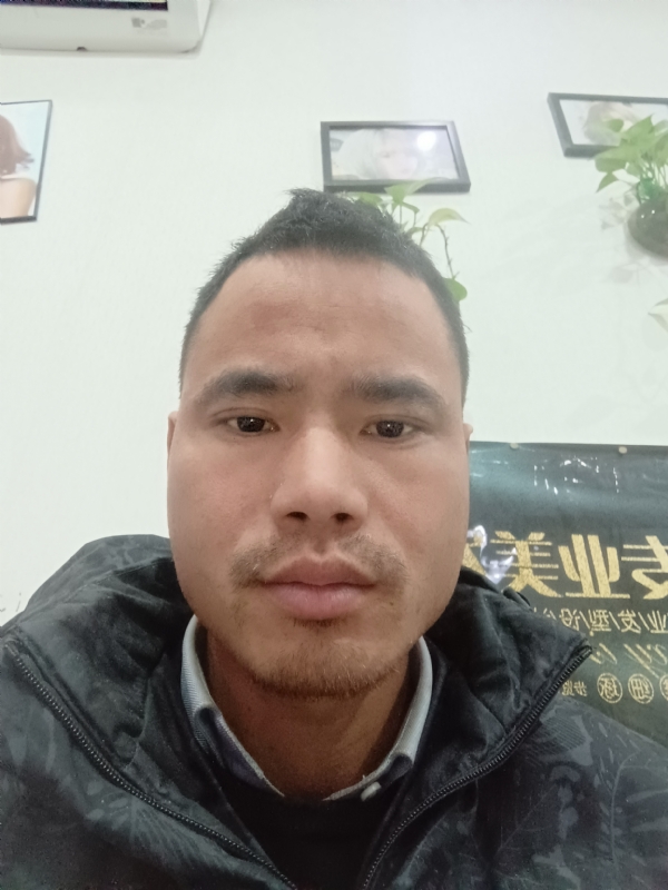 liuliyong的第一张照片--邯郸相亲服务中心