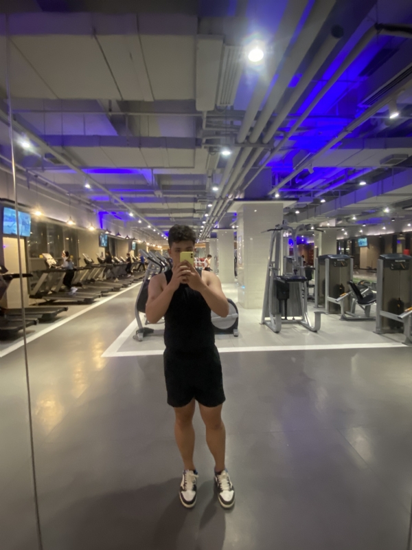 阿龙设计师的第六张照片--邯郸相亲服务中心